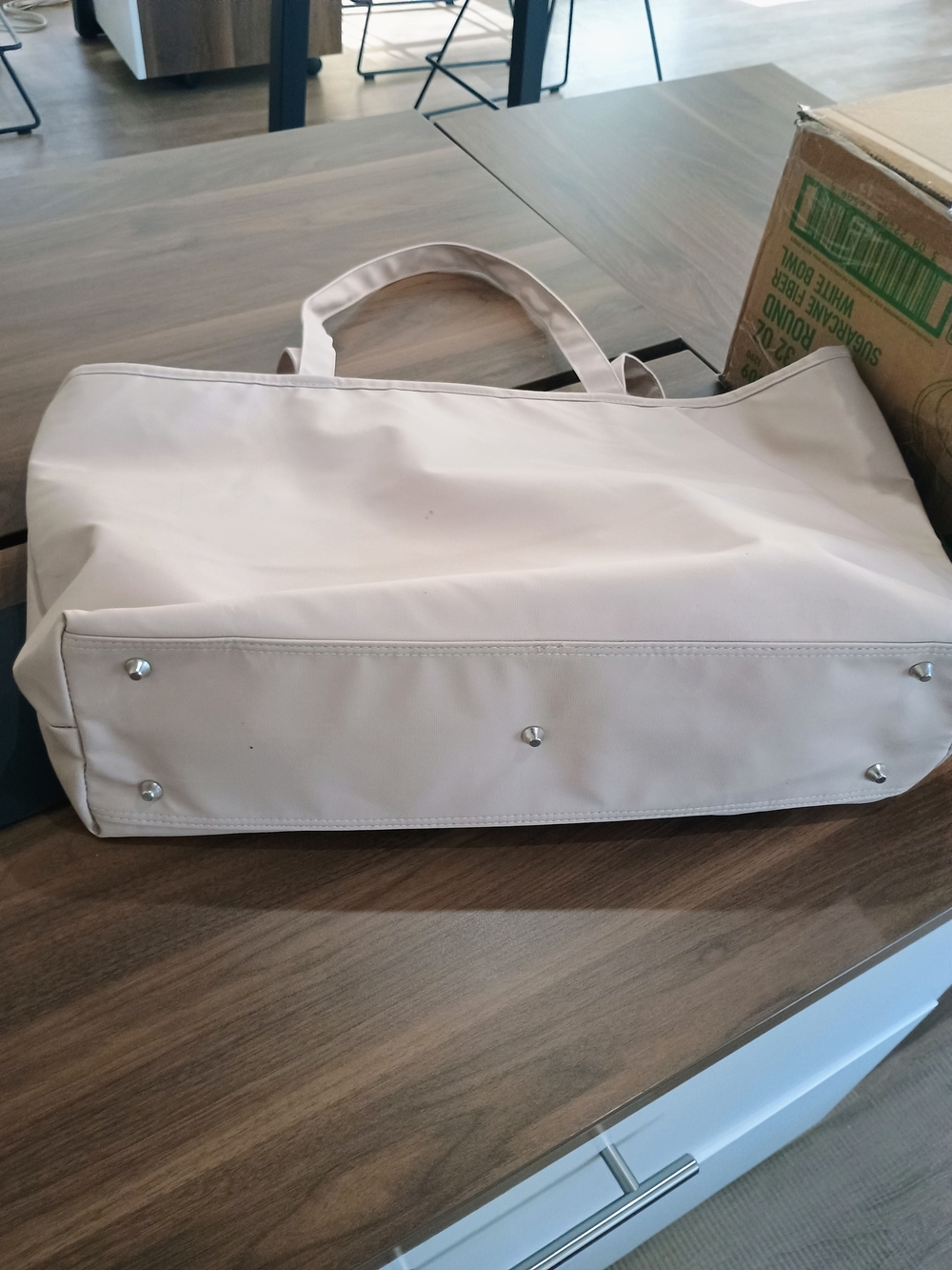 The Sak Everyday Tote Bag in Light Beige - Picture 8 of 10